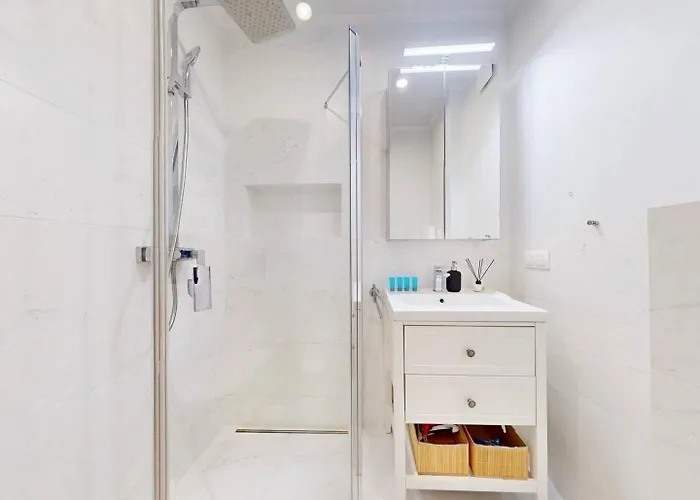 The Cashmere Center *